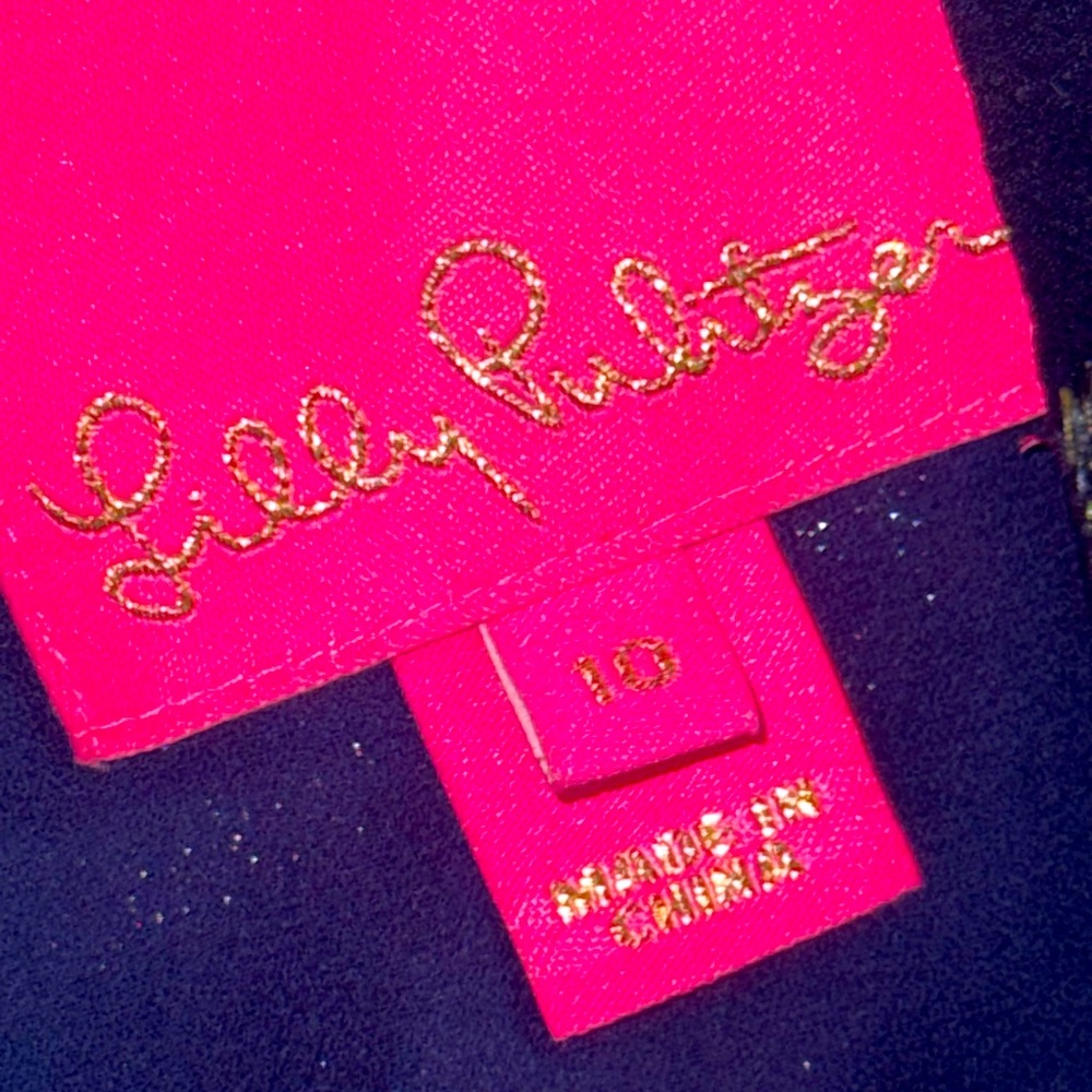 Lilly Pulitzer - Picture 3 of 4
